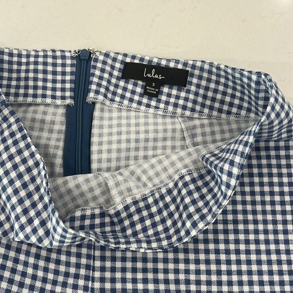 Lulus white/blue stretch capris - Picture 3 of 4